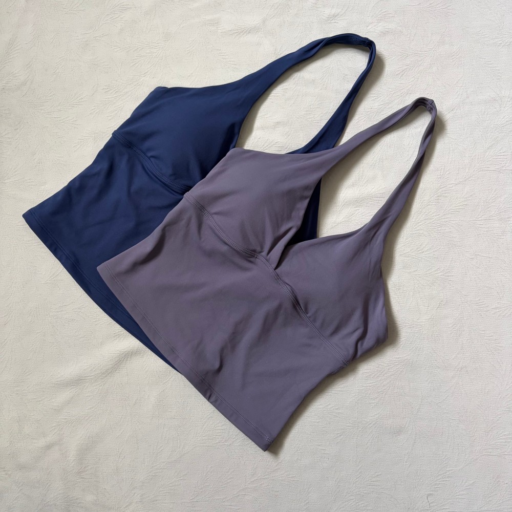 Yoga Of Fitness Mat - Logo V-Ausschnitt Neckholder-Top mit Brustpolster Yoga-Kleidung